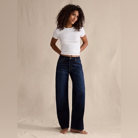 Banana Republic Denim - NWT! Banana Republic Dark Wash Mid-Rise 90S Loose Jeans 🩷(#826978)